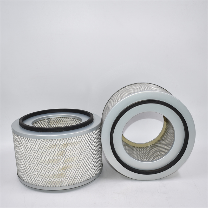 Filtro de aire Fleetguard AF25758M
