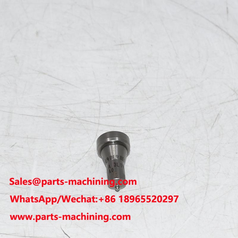 129982-53000 Boquilla de inyector de combustible para 4TNE94