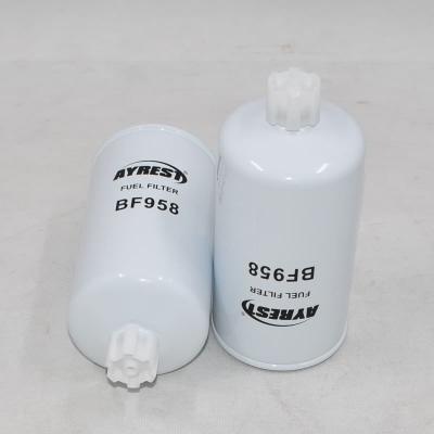 Reemplazo del filtro separador de agua y combustible BF958