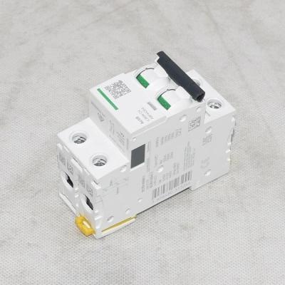 Disyuntor miniatura A9F44204 IC60N C 4A 25KA