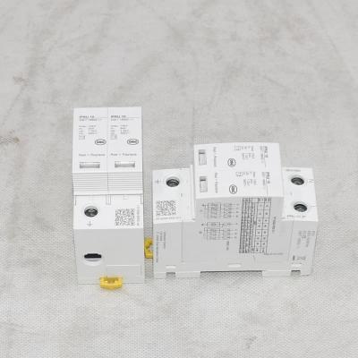 Protector contra sobretensiones enchufable A9L010200 IPRU10