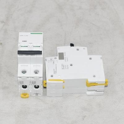 Interruptor automático miniatura IC65N 2P C20A A9I18220