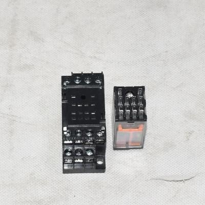 Relé miniatura RXM4AB2P7 230V CA 6A Zócalo RXZE1M4C 7A