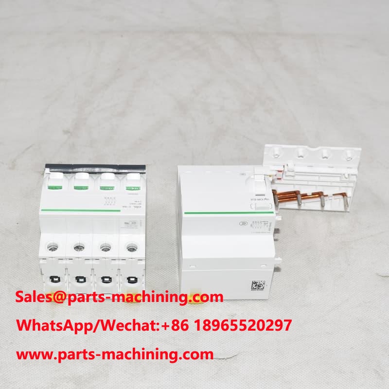 Interruptor Automático Miniatura IC65L-C16A-4P VEA 100MA