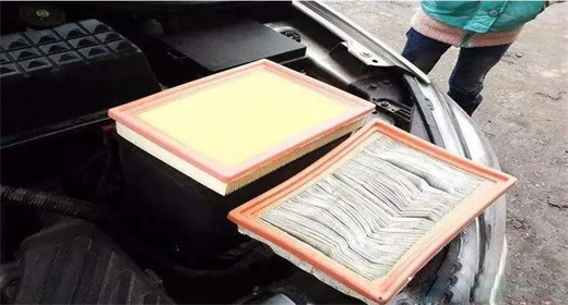¿Vale la pena cambiar el filtro de aire de un coche?